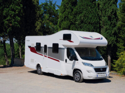 CAMPER SEAL 9
